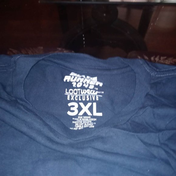Blade Runner 2043 Wallace Corporation T-Shirt Loot Crate 3XL NWOT - Picture 2 of 2